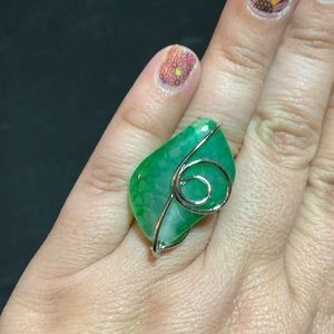Green Leave Shaped Silver Wire Ring Adjustable
